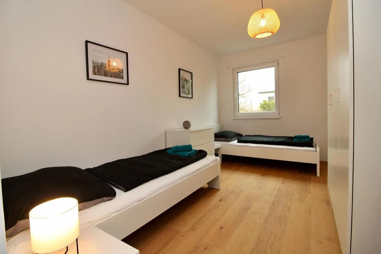 Modern Balcony Apartment With Free Parking Vienna
